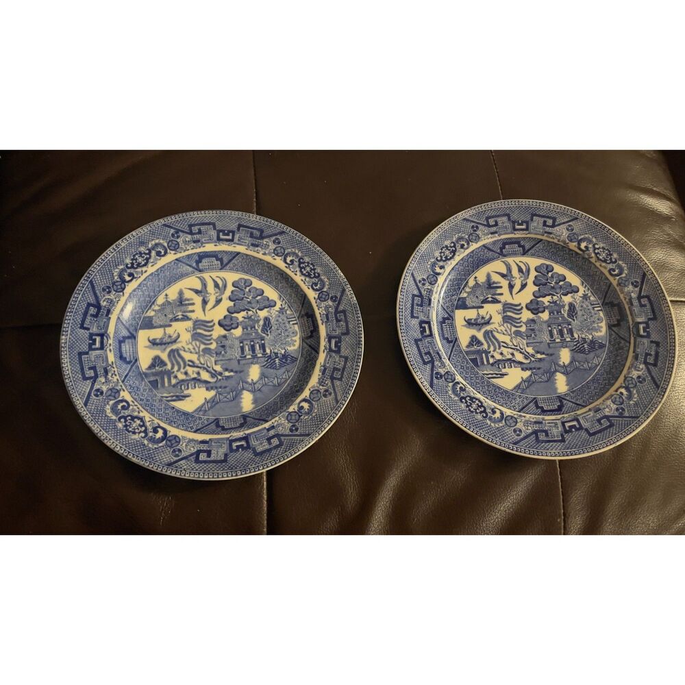 Vintage Ridgway Semi China England Blue Willow Salad Plates 8” Set of 2 - Picture 1 of 9
